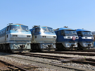 EF66形100番台電気機関車＆EF210形電気機関車