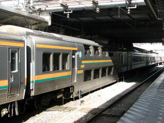 高崎線211系グリーン車