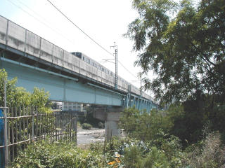 利根川鉄橋（南西）2001年7月
