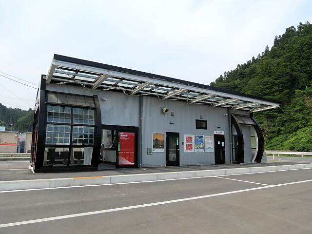 志津川駅ホーム