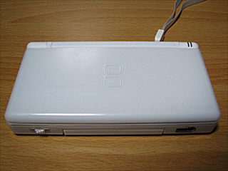 Nintendo DS Lite（閉）