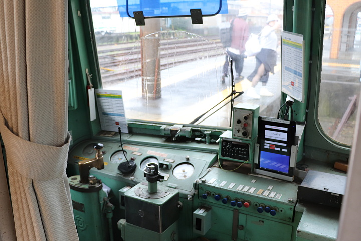銚子電鉄2000形電車の運転室