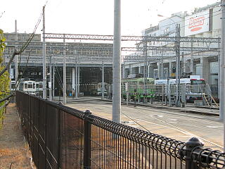 上熊本駅前電停に隣接した車庫