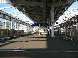 鹿児島中央駅の新幹線ホーム