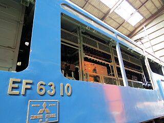 EF63形電気機関車の側面